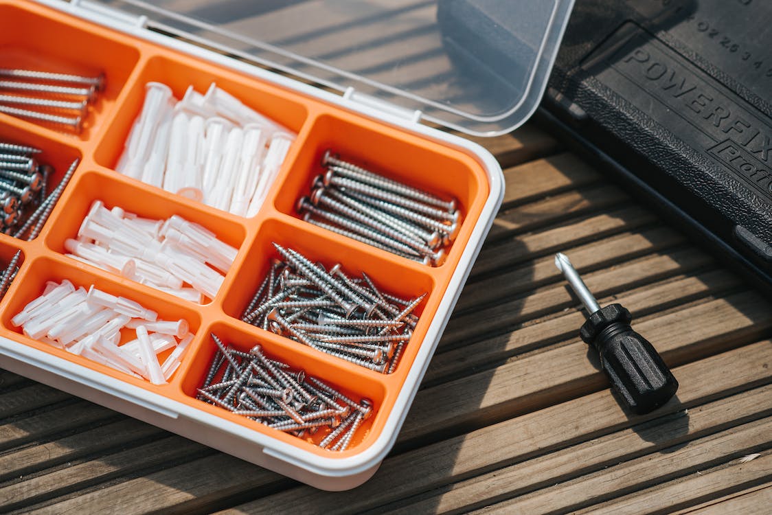 machine screws