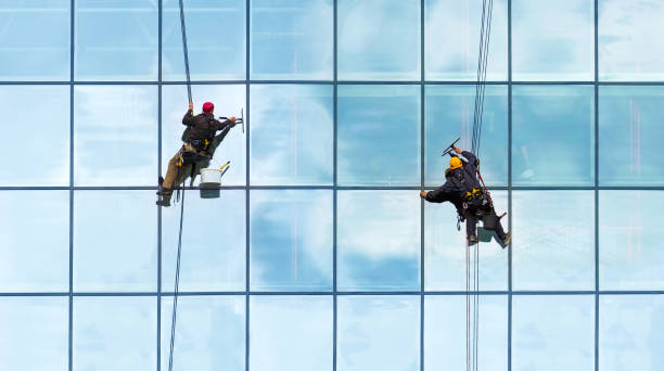 Commercial building cleaning services