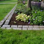 weed killer for flower beds